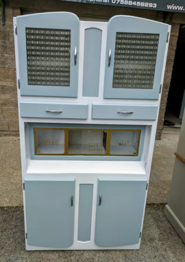 Kitchenette Larder Pantry (Blue & White)